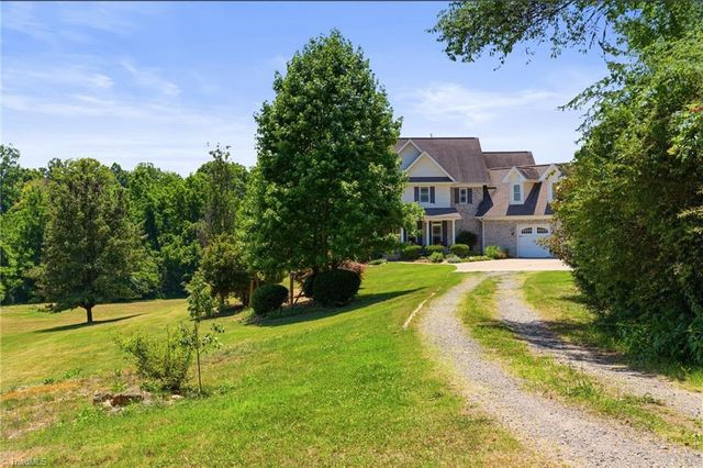8850 Donilee Manor Court, Lewisville, NC 27023