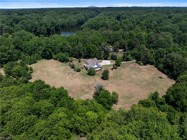 8850 Donilee Manor Court, Lewisville, NC 27023