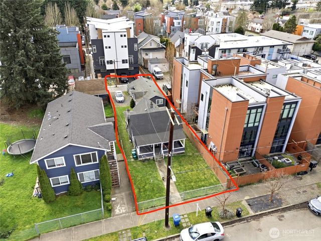 547 S Sullivan Street, Seattle, WA 98108