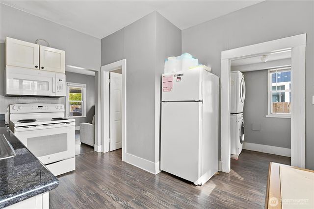 547 S Sullivan Street, Seattle, WA 98108