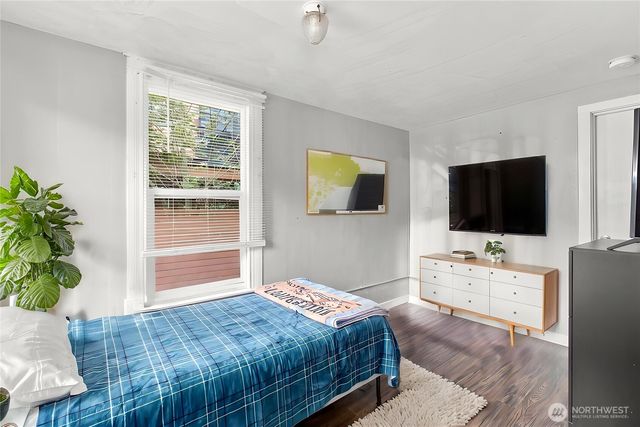 547 S Sullivan Street, Seattle, WA 98108