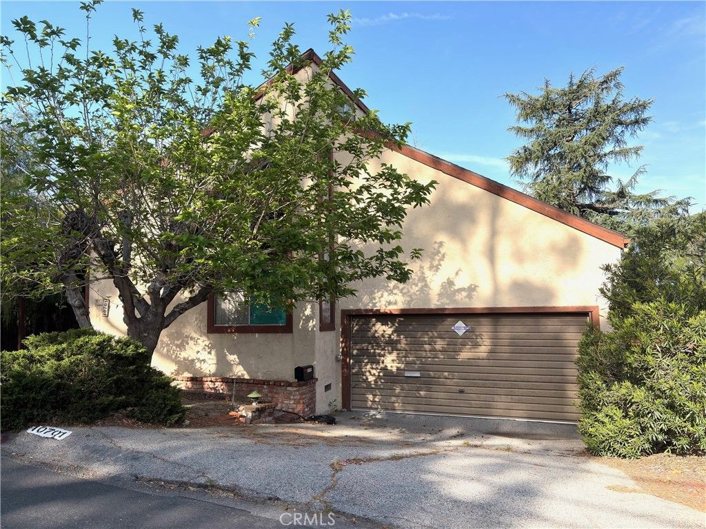 10701 Commerce, Tujunga, CA 91042