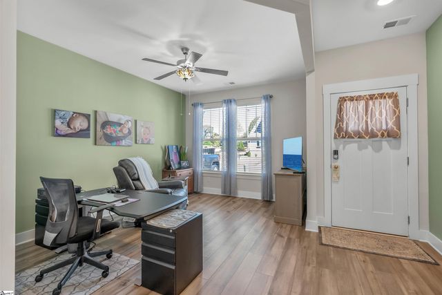 1308 Summer Gold Way, Boiling Springs, SC 29316