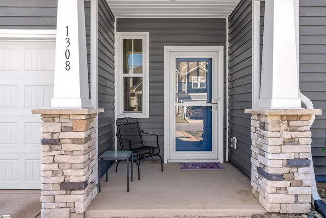 1308 Summer Gold Way, Boiling Springs, SC 29316