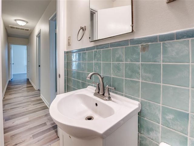 1223 E Rose Drive, Shawnee, OK 74804