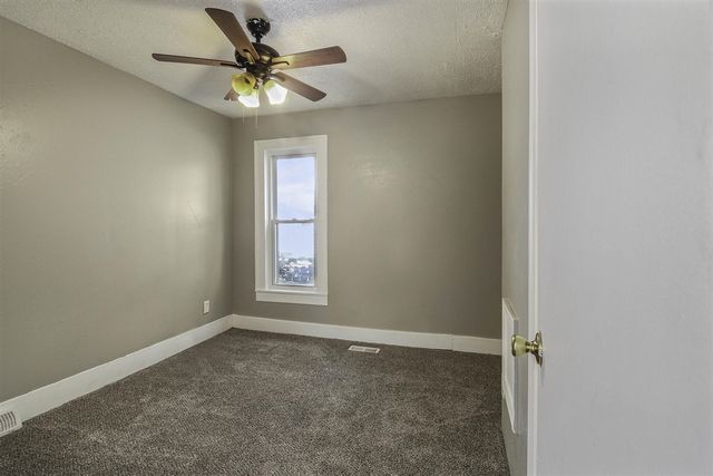 612 N Walnut Street, Lansing, MI 48933