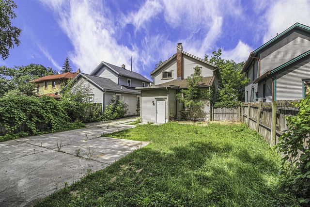 612 N Walnut Street, Lansing, MI 48933