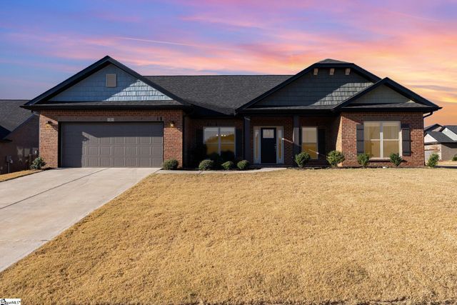 2 Moonlight Lane, Greenville, SC 29605