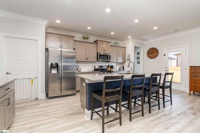 2 Moonlight Lane, Greenville, SC 29605