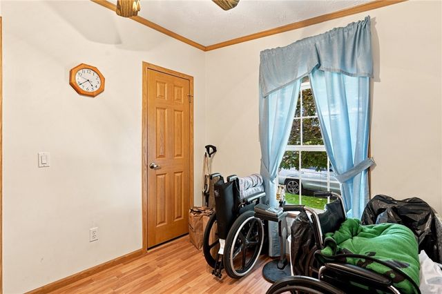 40 Blackbird Court, Tiverton, RI 02878