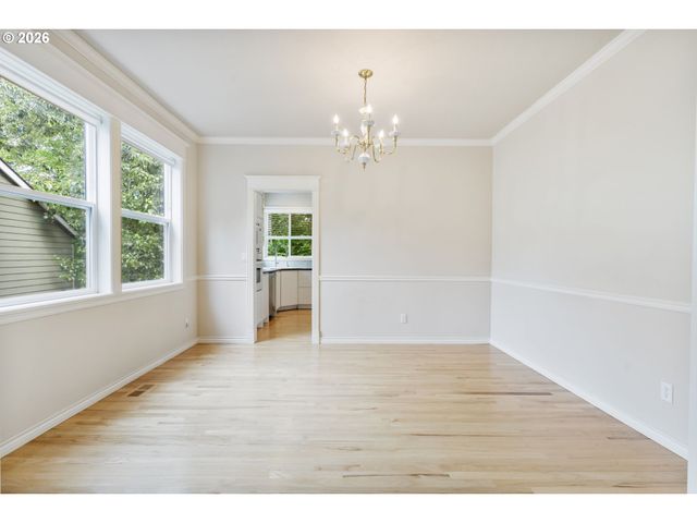 9907 Nw BARTHOLOMEW Dr, Portland, OR 97229