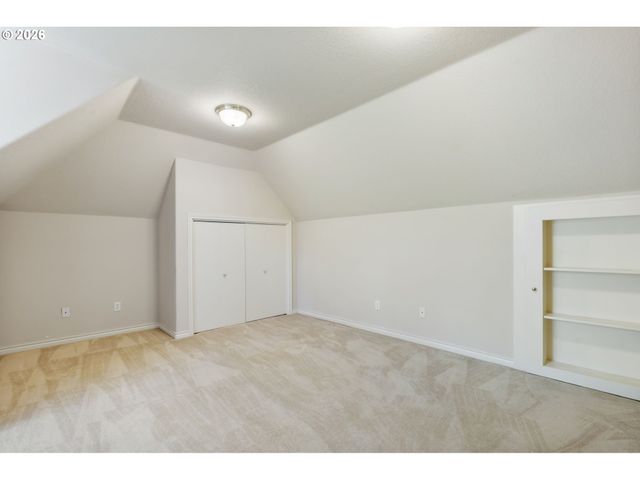 9907 Nw BARTHOLOMEW Dr, Portland, OR 97229