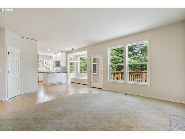 9907 Nw BARTHOLOMEW Dr, Portland, OR 97229