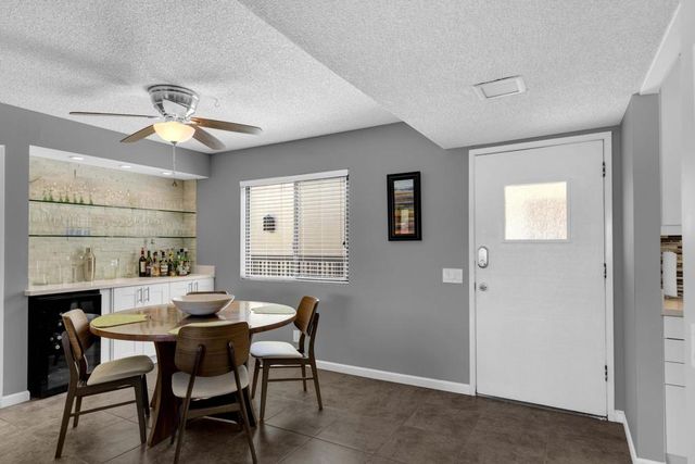 1409 N Sunrise Way 55, Palm Springs, CA 92262