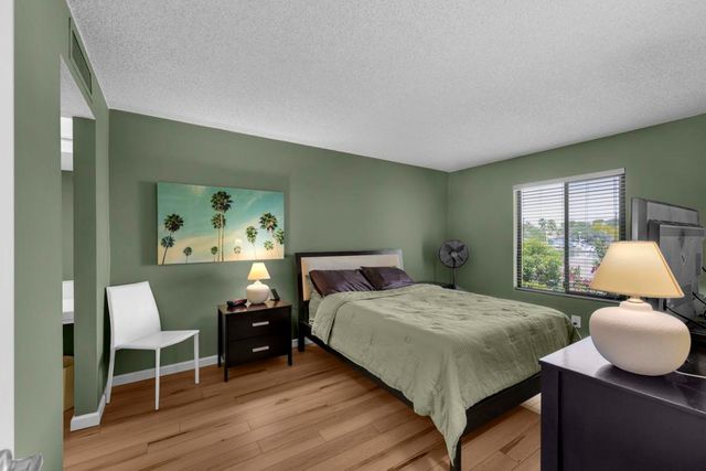 1409 N Sunrise Way 55, Palm Springs, CA 92262