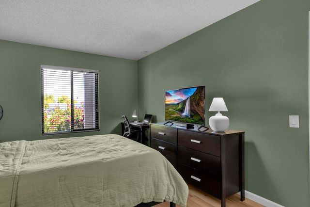 1409 N Sunrise Way 55, Palm Springs, CA 92262