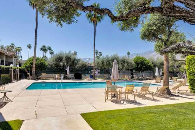 1409 N Sunrise Way 55, Palm Springs, CA 92262