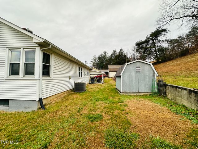 155 Reading Road, Weber City, VA 24290