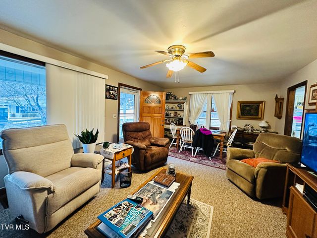 155 Reading Road, Weber City, VA 24290