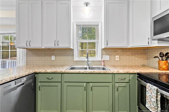 159 Ridgeway Drive, Fayetteville, NC 28311