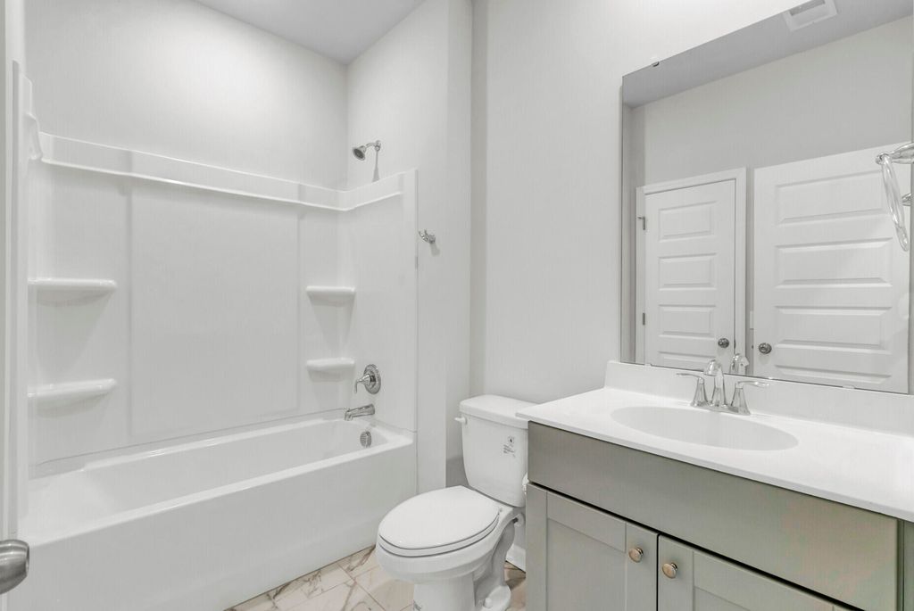 Image 32 of property listing at 991 Arrowwood Way, Summerville, SC 29485