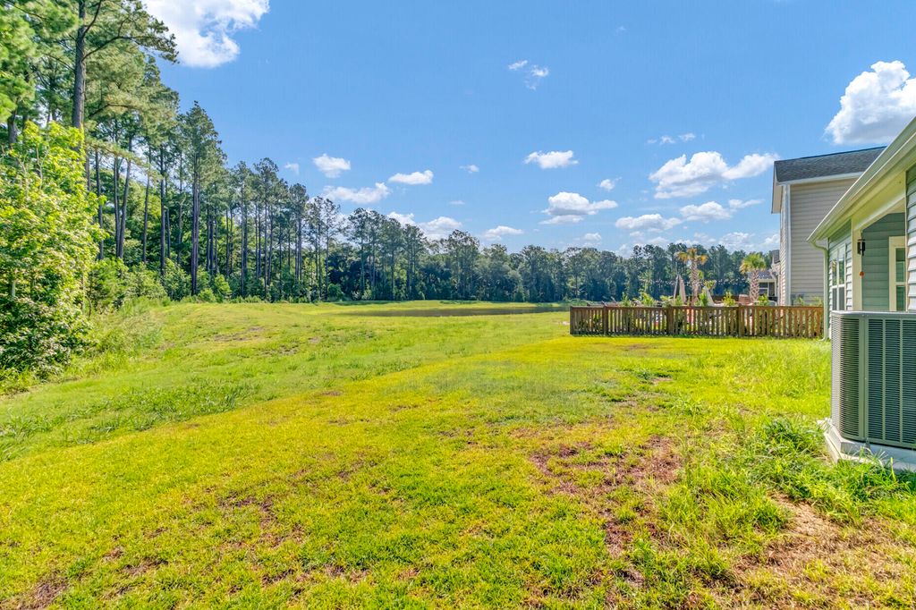 Image 36 of property listing at 991 Arrowwood Way, Summerville, SC 29485