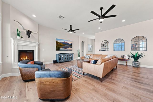4486 W JOSIAH Trail, San Tan Valley, AZ 85144