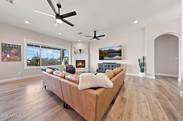 4486 W JOSIAH Trail, San Tan Valley, AZ 85144