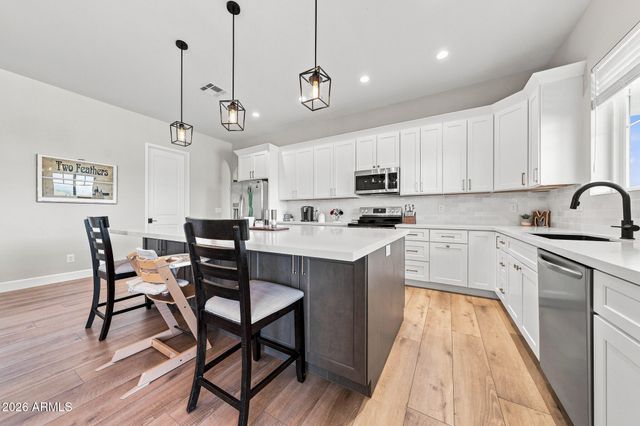 4486 W JOSIAH Trail, San Tan Valley, AZ 85144