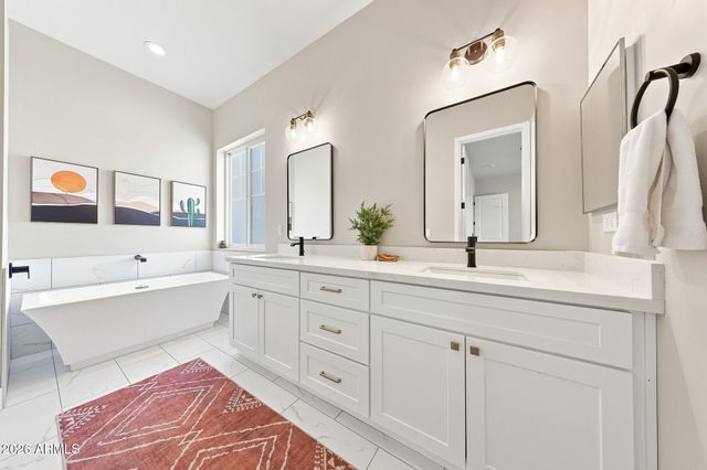 4486 W JOSIAH Trail, San Tan Valley, AZ 85144