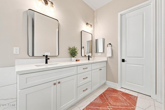 4486 W JOSIAH Trail, San Tan Valley, AZ 85144