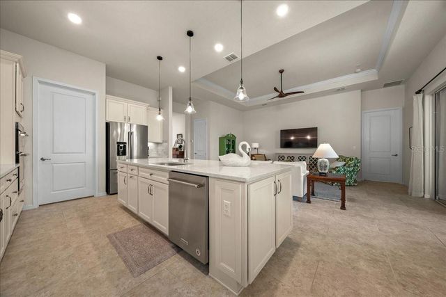 9432 SW 56TH LOOP, Ocala, FL 34481