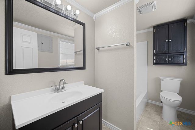 1117 Westview Drive, Gatesville, TX 76528