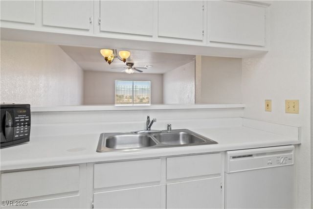 2036 Mesquite Lane 103, Laughlin, NV 89029