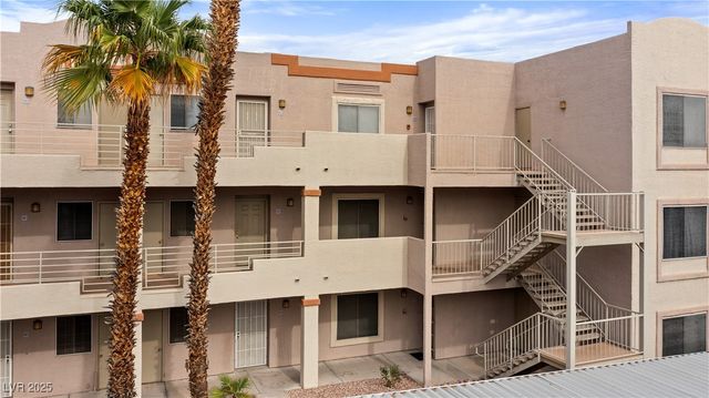 2036 Mesquite Lane 103, Laughlin, NV 89029