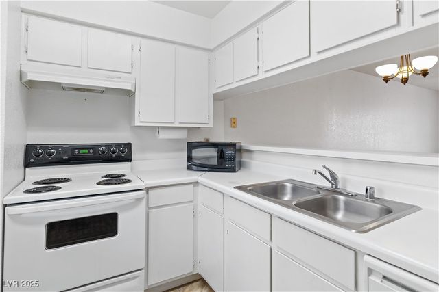 2036 Mesquite Lane 103, Laughlin, NV 89029