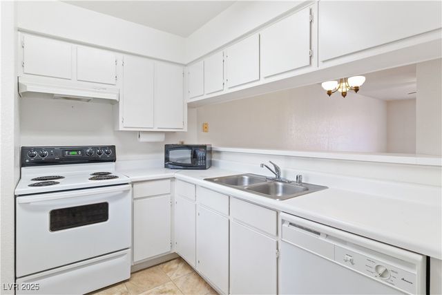 2036 Mesquite Lane 103, Laughlin, NV 89029