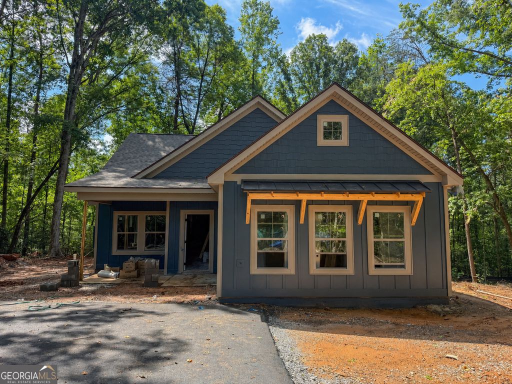 32 Tanvor Trail, Cleveland, GA 30528
