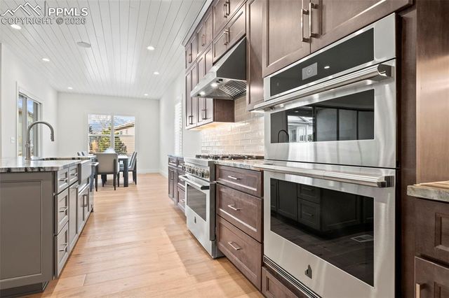3474 Crest Hollow View, Colorado Springs, CO 80904
