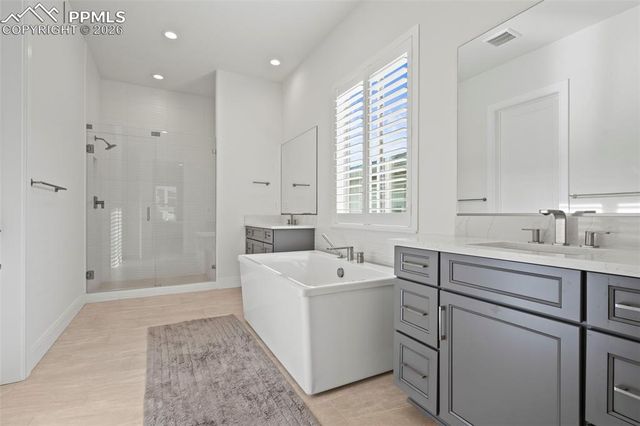 3474 Crest Hollow View, Colorado Springs, CO 80904