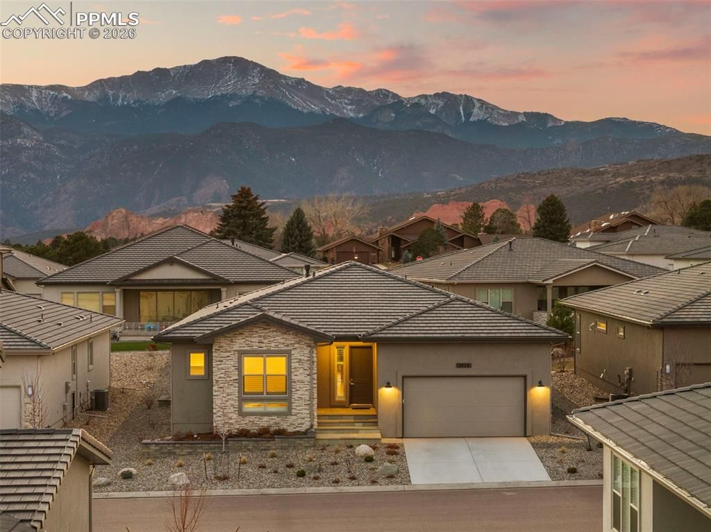 3474 Crest Hollow View, Colorado Springs, CO 80904