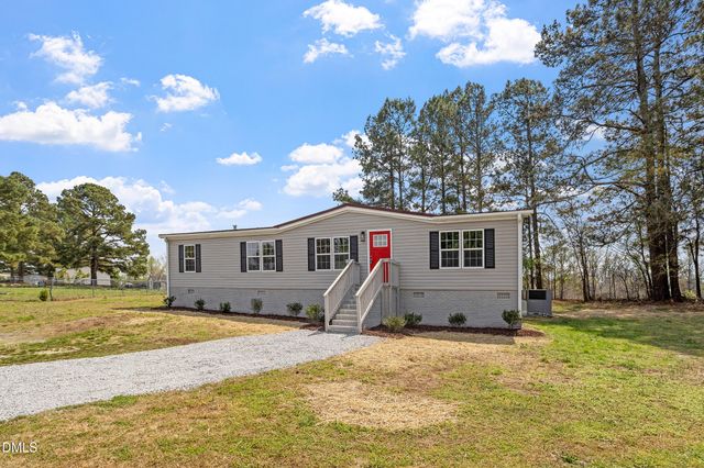 109 Loy Court, Fuquay Varina, NC 27526