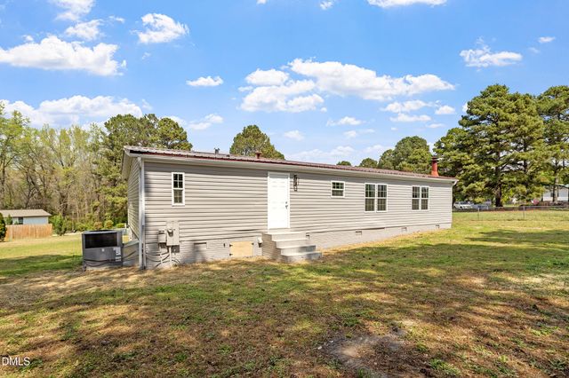 109 Loy Court, Fuquay Varina, NC 27526