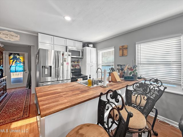 4098 14th Street, Bay Saint Louis, MS 39520