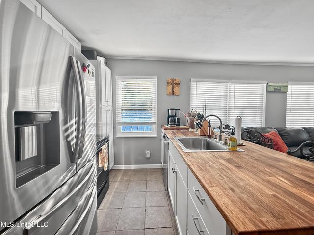 4098 14th Street, Bay Saint Louis, MS 39520