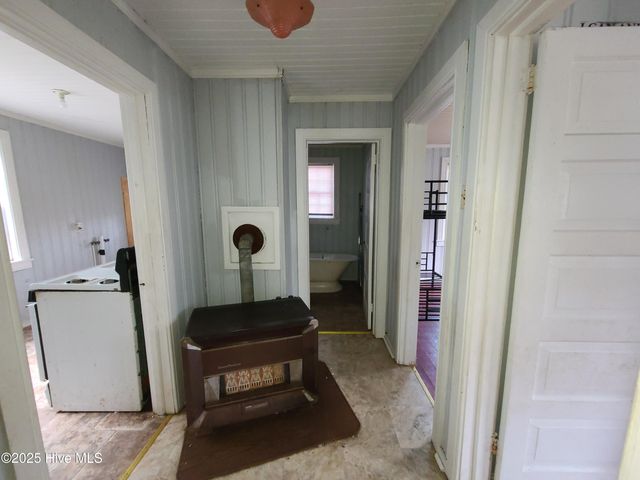 212 Clay Street, Kinston, NC 28501