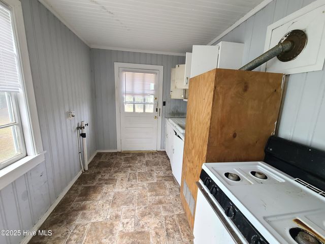 212 Clay Street, Kinston, NC 28501