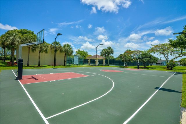 18813 Cloud Lake Circle, Boca Raton, FL 33496