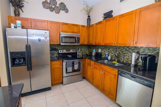 18813 Cloud Lake Circle, Boca Raton, FL 33496