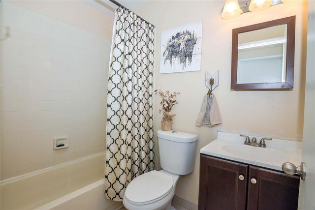 18813 Cloud Lake Circle, Boca Raton, FL 33496